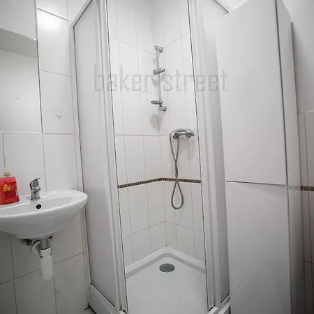One Bedroom Close To Castle * プラハ