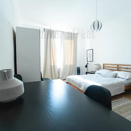 One Bedroom Close To Castle アパート