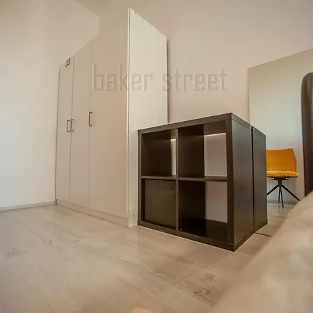 One Bedroom Close To Castle