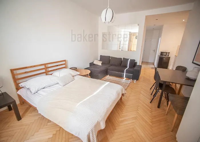 One Bedroom Close To Castle * Прага