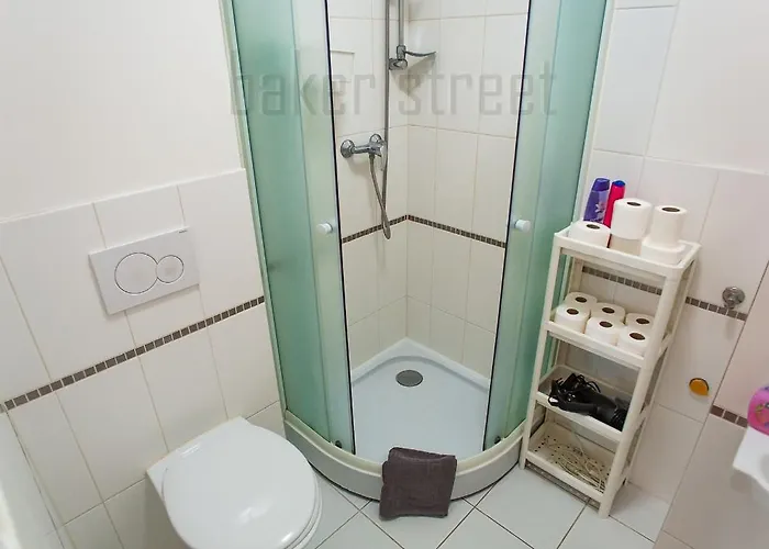 One Bedroom Close To Castle Прага