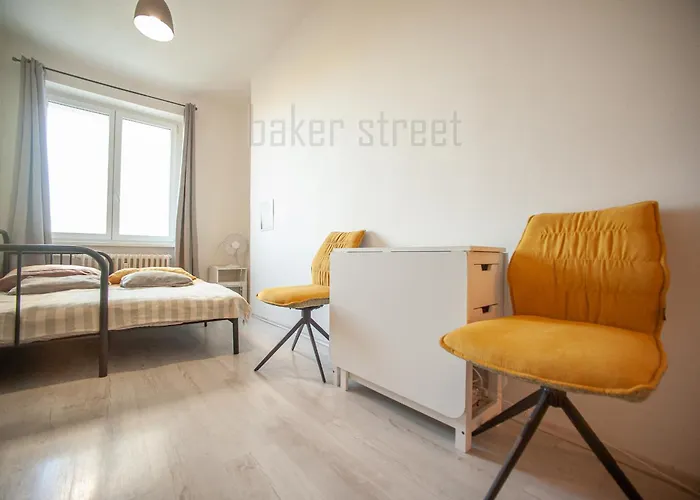 One Bedroom Close To Castle Апартаменты Прага
