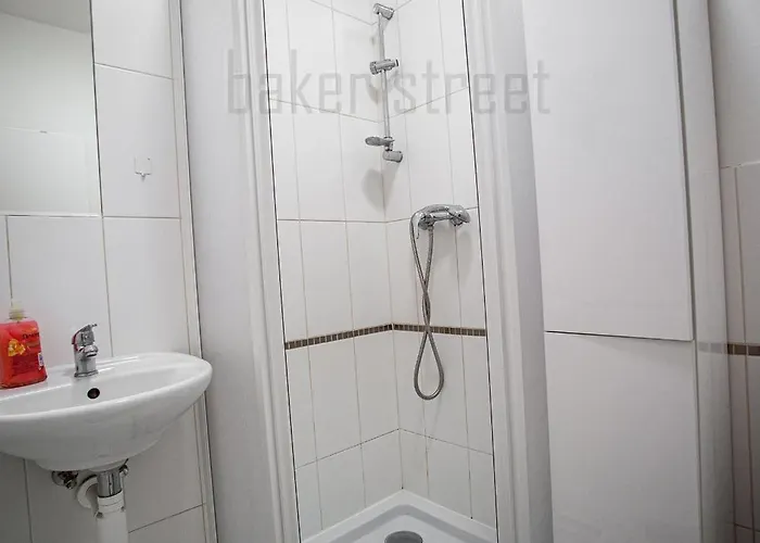 One Bedroom Close To Castle * Прага