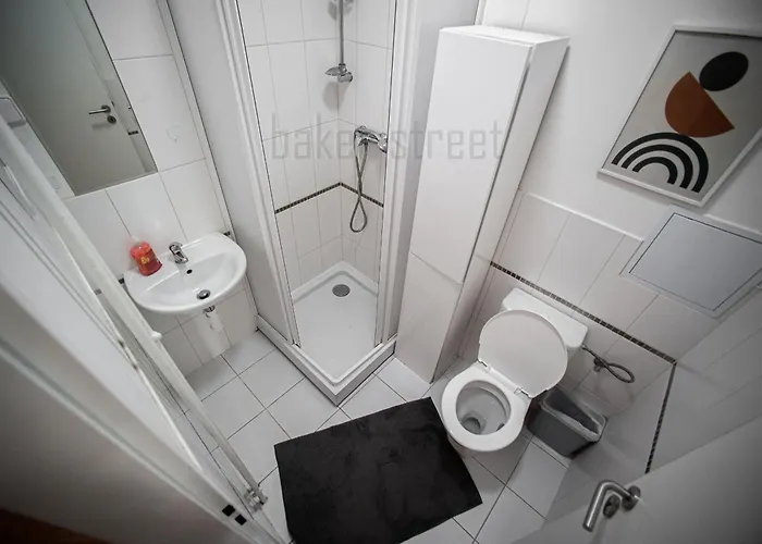 One Bedroom Close To Castle * Прага